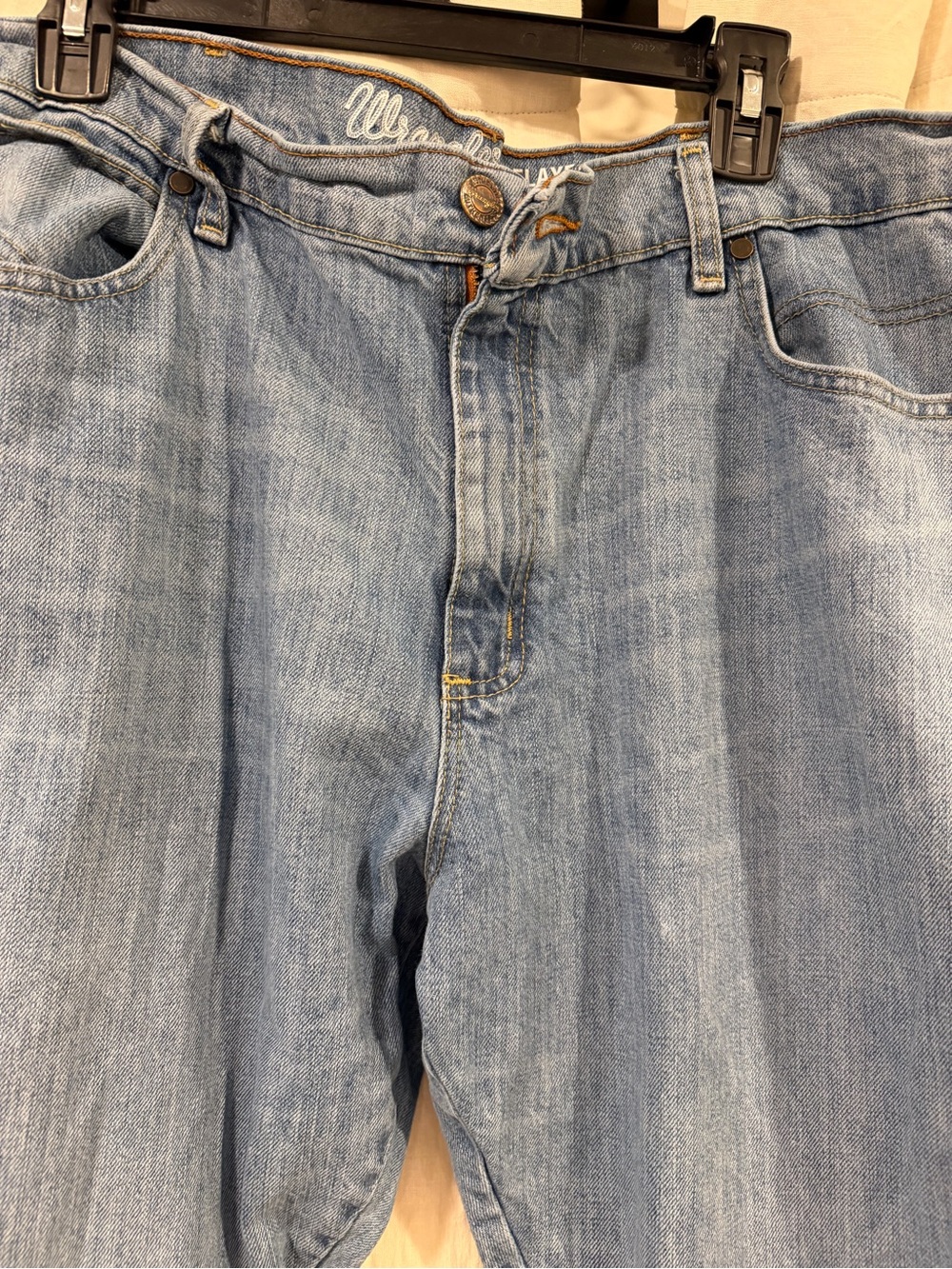 Wrangler Light Blue Men's Bootcut Jeans - Classic Fit